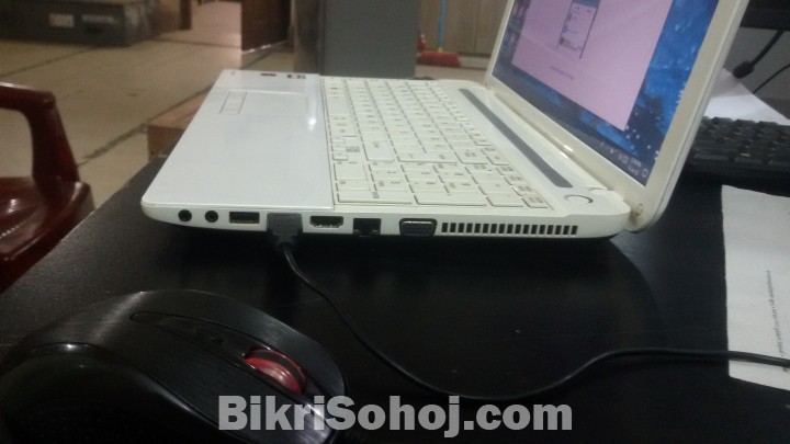 Toshiba Laptop E1 Series